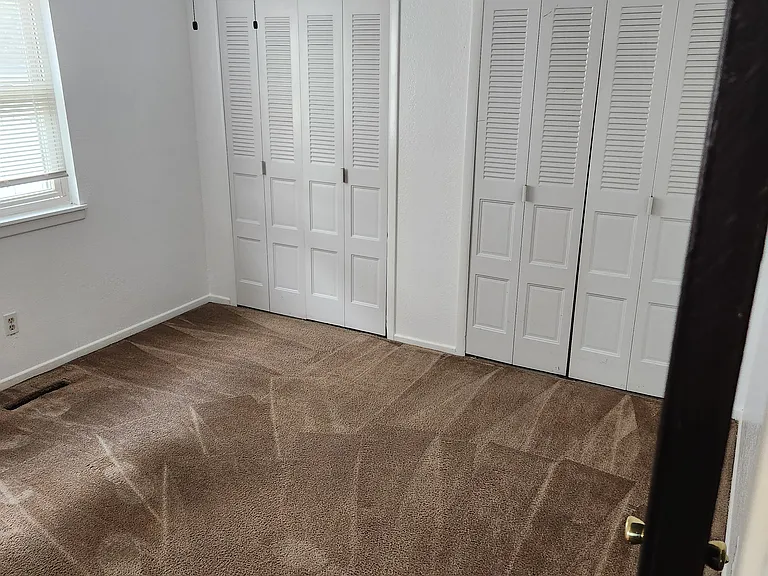 1007 Village Dr — Photo 11