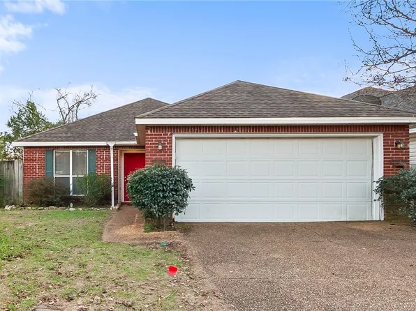 359 36th St, Northport, AL 35473