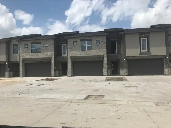 2905 Papa Bear Dr, College Station, TX 77845