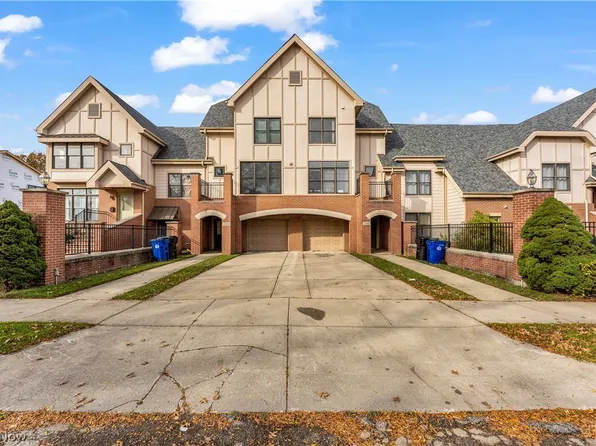 3126 E 135th St #3, Cleveland, OH 44120