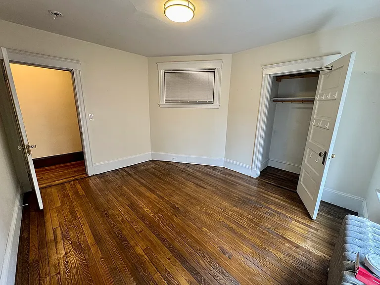 9 Fairfield St #1L — Photo 9