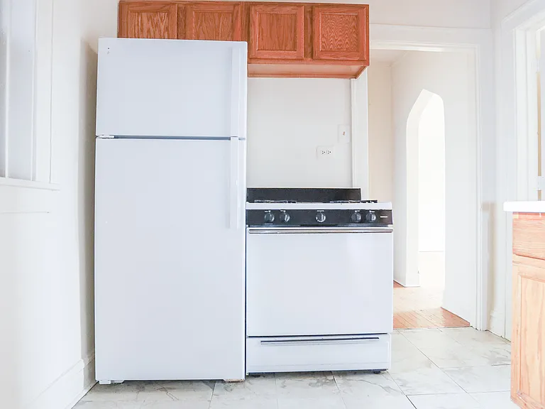 1322 W Estes Ave #1N — Photo 1