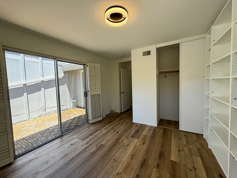 1646 Bayridge Way — Photo 8