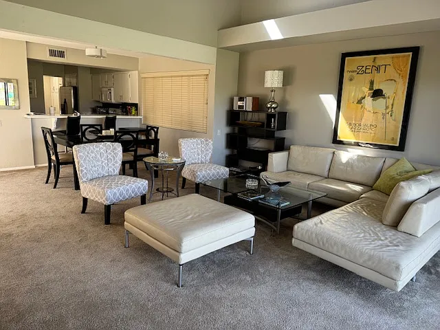 Living/Dining Room