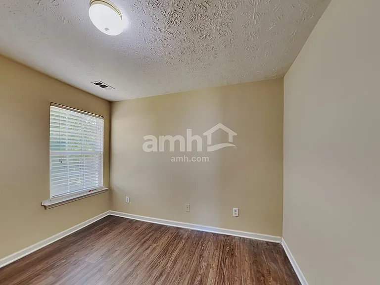 1225 Stephens Pond Vw — Photo 17