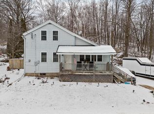N8214 Franklin Rd, Plymouth, WI 53073