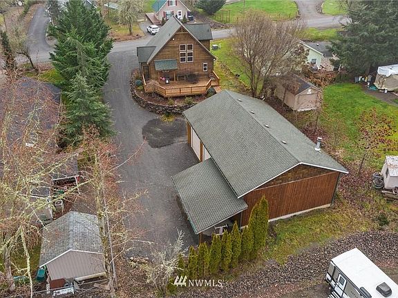 5th image of 170 Lakeview Dr