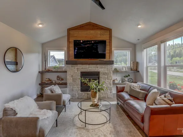 1405 Dragonfly Loop, McCall, ID 83638