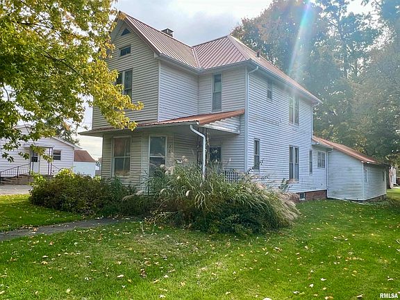 3rd image of 216 W Main St