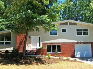 609 Westchester Dr, High Point, NC 27262