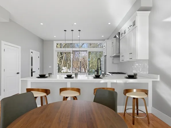 59 Packards Ln #3, Quincy, MA 02169