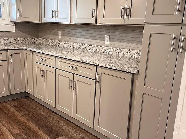 631 N Mulberry St — Photo 22