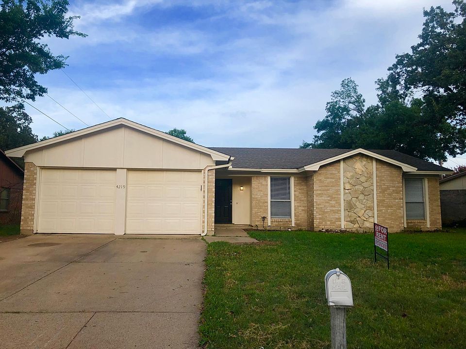 1st image of 4219 Vidalia Dr