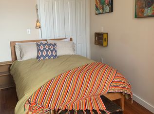 184 Main St APT 2R, Northampton, MA 01060