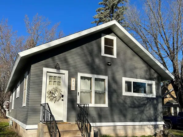 317 2nd St, Moose Lake, MN 55767