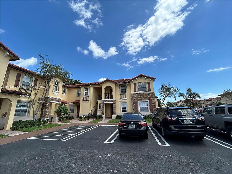 1st image of 3335 NE 13th Circle Dr Unit 210-27