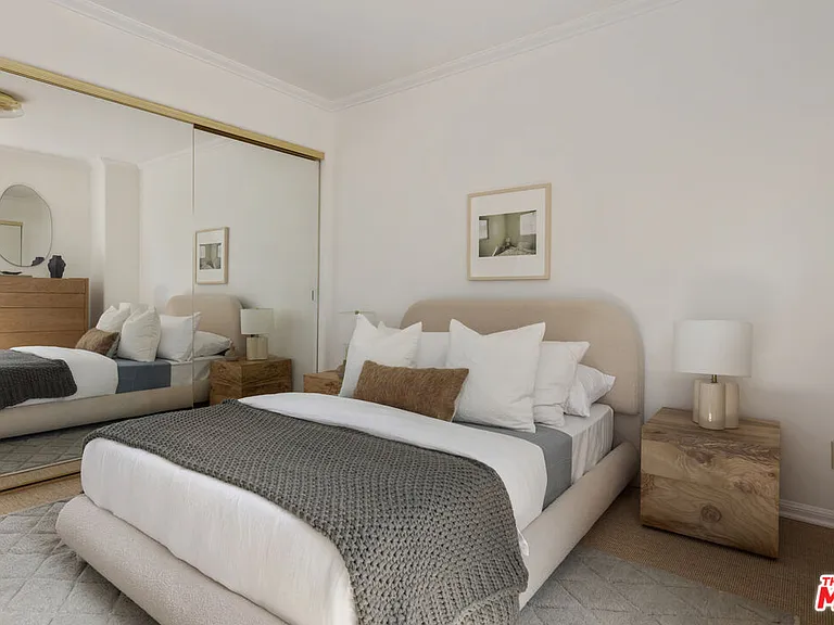4003 Sunset Dr #8 — Photo 31