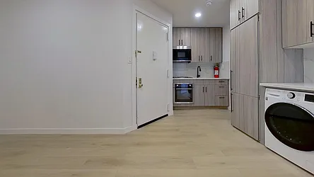 Rented by R New York