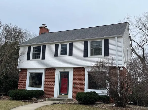 9517 Beverly PLACE, Wauwatosa, WI 53226