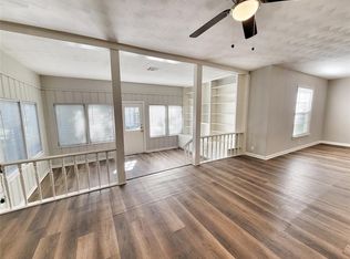 2419 Oaklawn Dr, La Marque, TX 77568