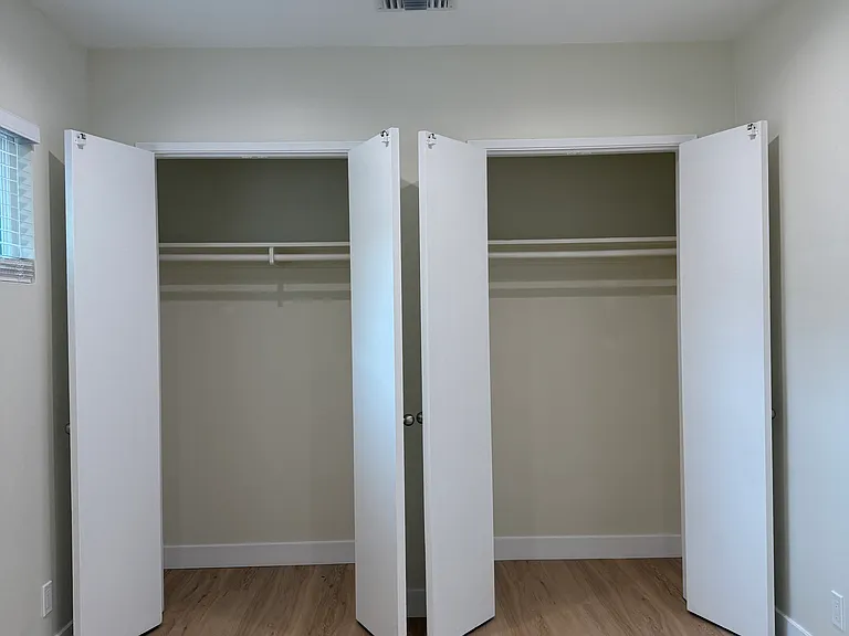 4904 Tujunga Ave #6 — Photo 11