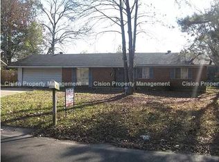 1023 Wooddell Dr, Jackson, MS 39212