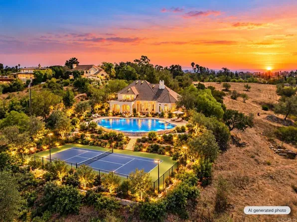 1094 Hillcrest View Ln, Fallbrook, CA 92028