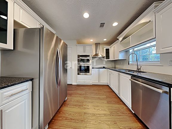 3rd image of 2809 Waterstone Ct