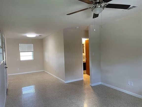 5th image of 804 Central Ave