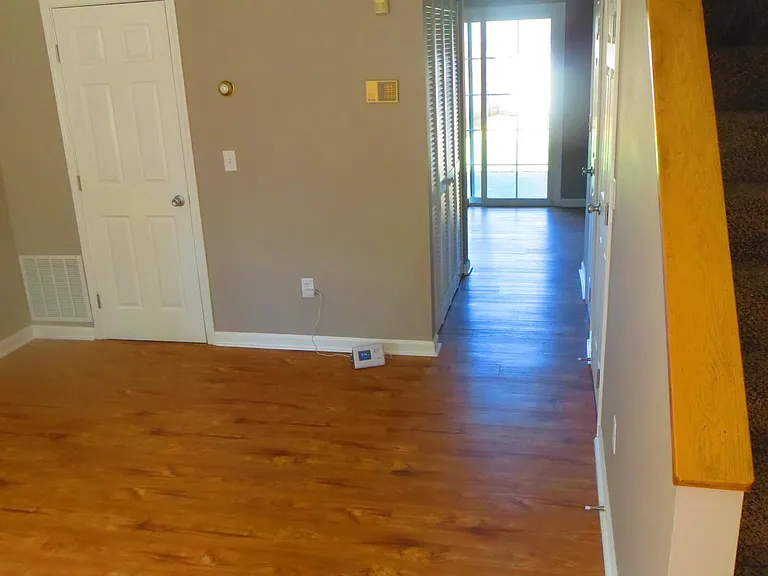 366 E Mithoff St — Photo 7