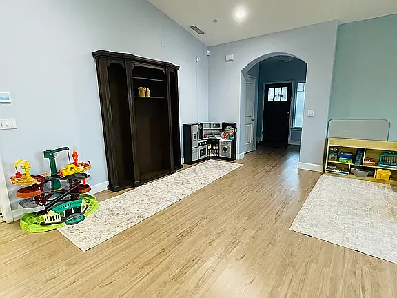 2554 Valhalla Pl