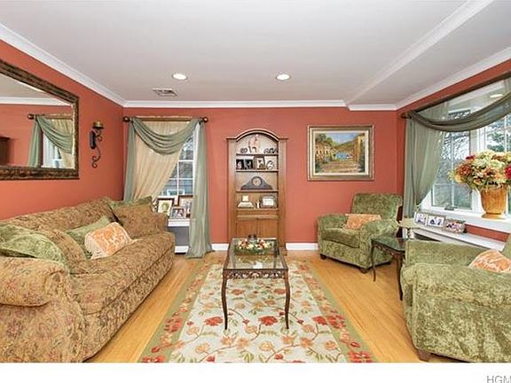 4th image of 323 Brighton Ave