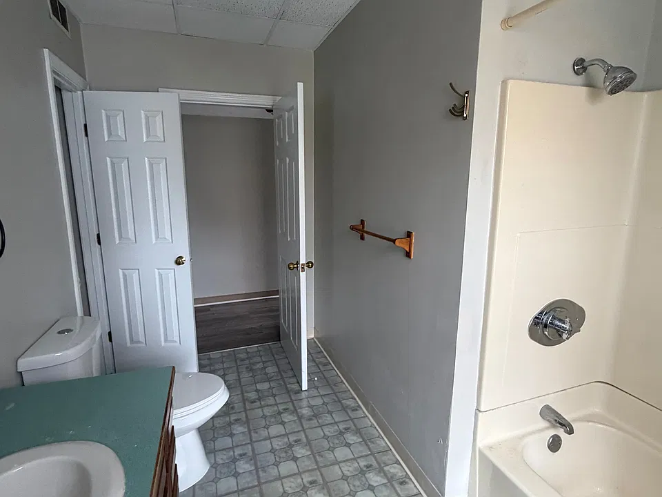 93 Harvard St #3