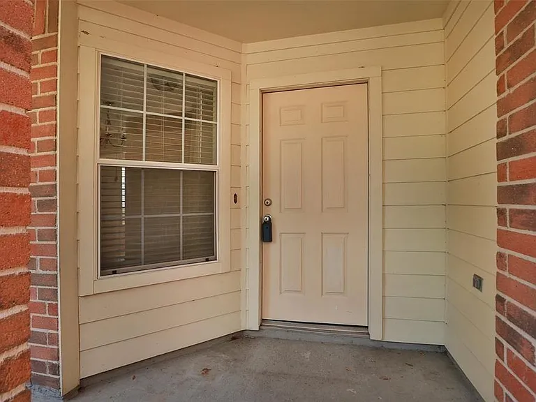 13127 Bach Elm St — Photo 3
