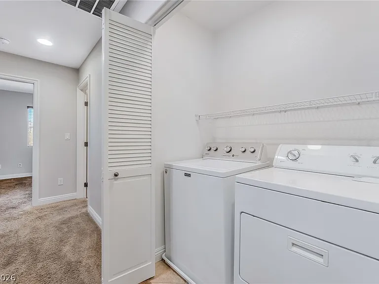8456 Trudeau Ave — Photo 30