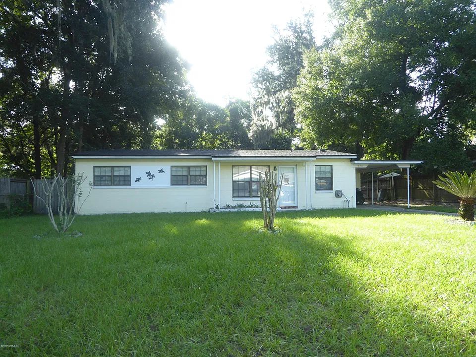3835 Cambay Pl