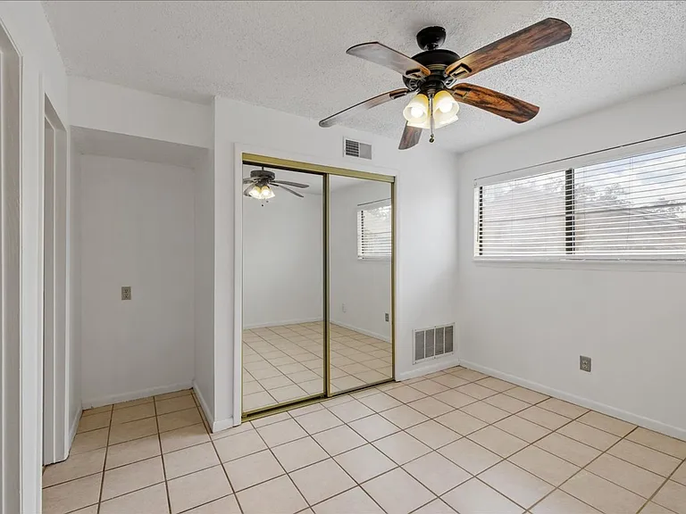 253 Hayden Rd — Photo 12