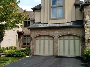 1565 S Kembley Ave, Palatine, IL 60067