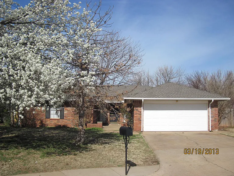 3909 Smiling Hill Cir — Photo 1