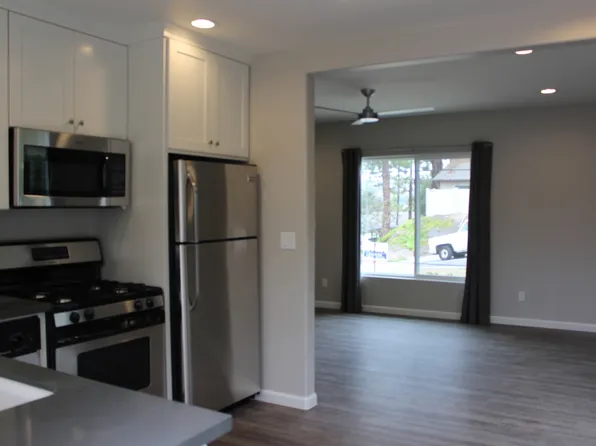 Beautifully Remodeled 2 BR Home in La Mesa/Rolando/SDSU area, 7043 Saranac St, San Diego, CA 92115
