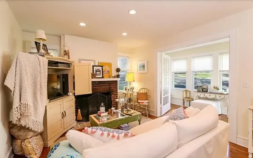1 bed, 1100 sqft, $2,800 — Photo 2