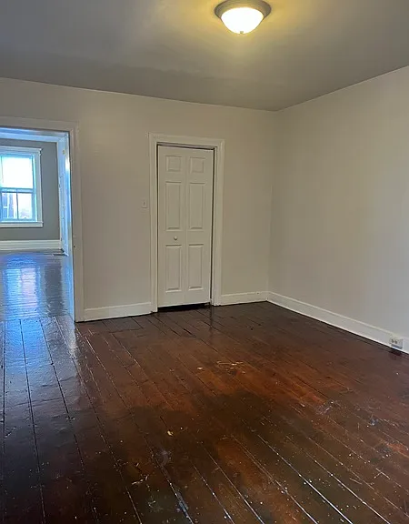 125 N Beaver St #1 — Photo 3
