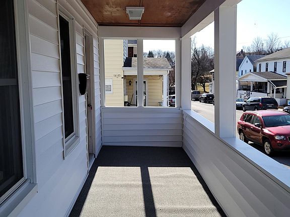 3rd image of 1615 Bell Ave