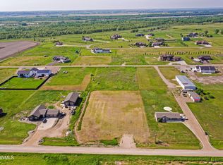 13914 Bergstrom Dr, Williston, ND 58801