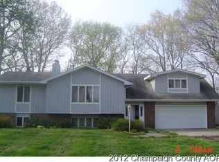 401 Interstate Highway 2425n, Mahomet, IL 61853