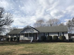 101 Virginia Dr, Tullahoma, TN 37388