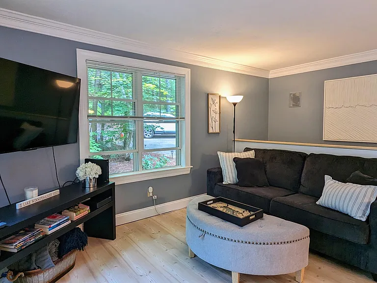52 Crestview Dr — Photo 12