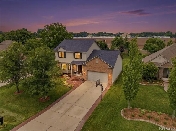 7747 W Pearson, Shelby Township, MI 48316