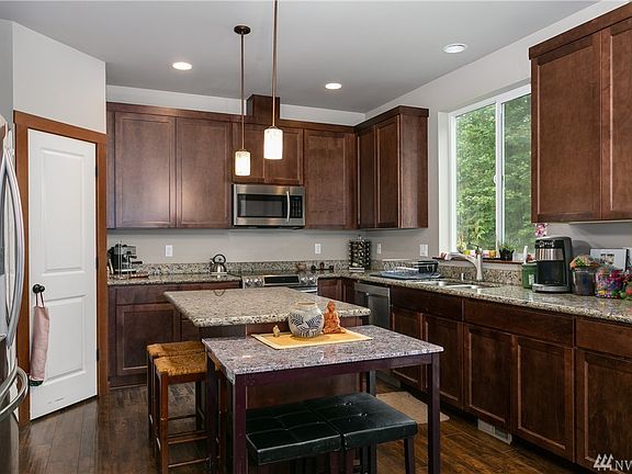 3rd image of 8602 115th Ave NE