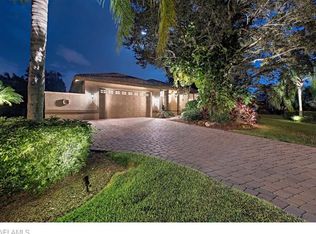 28439 Del Lago Way, Bonita Springs, FL 34135